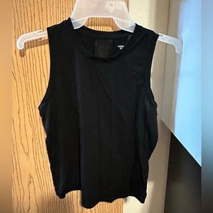 Black old navy workout top